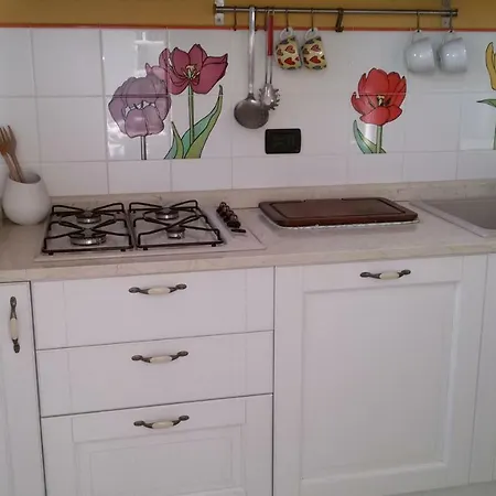 Lägenhet La Casa Di Franci Imperia